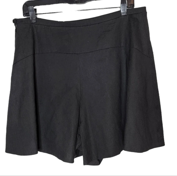 Vince Linen Flounce Shorts Black (No Tags) - Picture 8 of 11